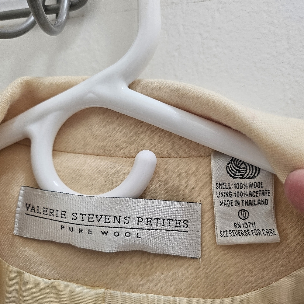 VALERIE STEVENS PETITES Pure Wool jacket